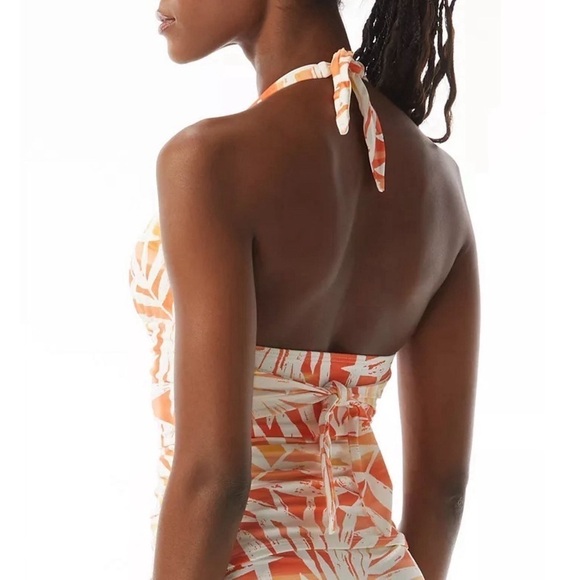 Carmen Marc Valvo MULTI Halter V-Neck Tankini Swim Top, US Medium - Picture 3 of 8